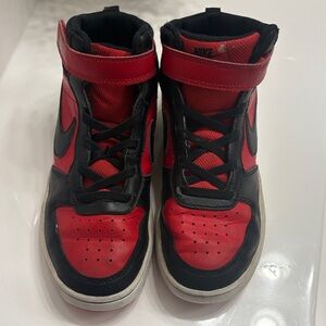 Nike Court Borough Mid 2 Shoes Sneakers Youth Size 2.5y Red Black CD7783-602